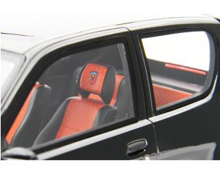 Fiat Seicento Sporting Abarth 1998 Nero Laudoracing 1:18 Resinemodell (Türen, Motorhaube... nicht zu öffnen!)